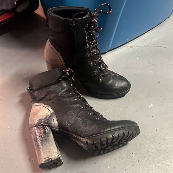 Size 9 Black Custom Hydro Dipped Black Ankle Booties - Picture 3 of 5